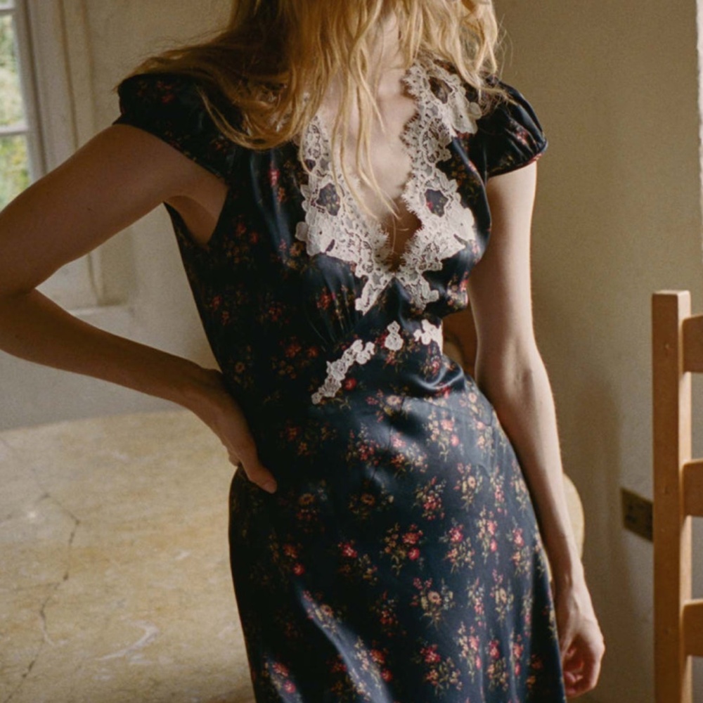 DOEN -- Coraline Lace-Trim Floral Satin Midi-Dress